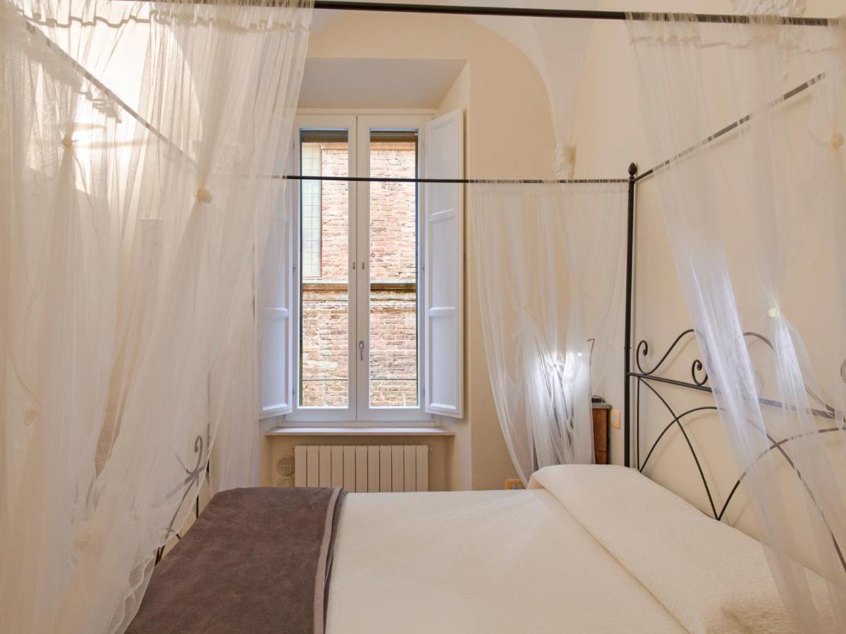 B&B Quattro Cantoni Siena Dış mekan fotoğraf