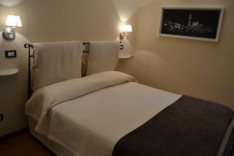 B&B Quattro Cantoni Siena Dış mekan fotoğraf