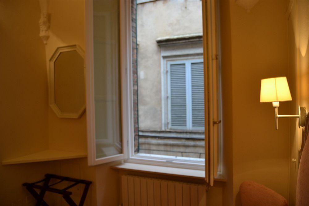 B&B Quattro Cantoni Siena Dış mekan fotoğraf