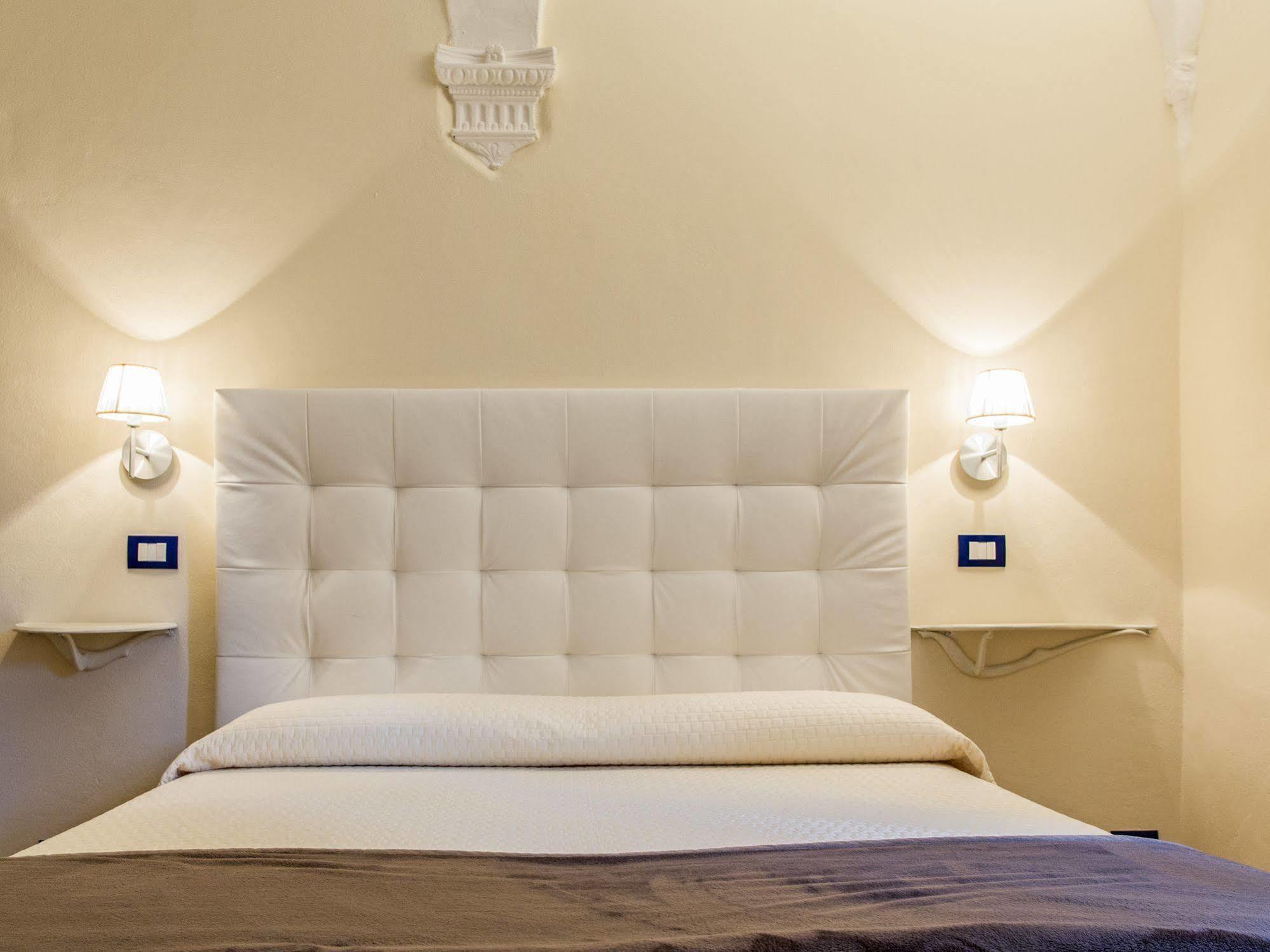B&B Quattro Cantoni Siena Dış mekan fotoğraf